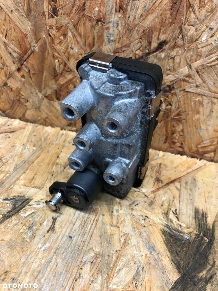 BMW N47 2.0D STEROWNIK TURBOSPRĘŻARKI NASTAWNIK TURBO 6NW010430-04 - 3