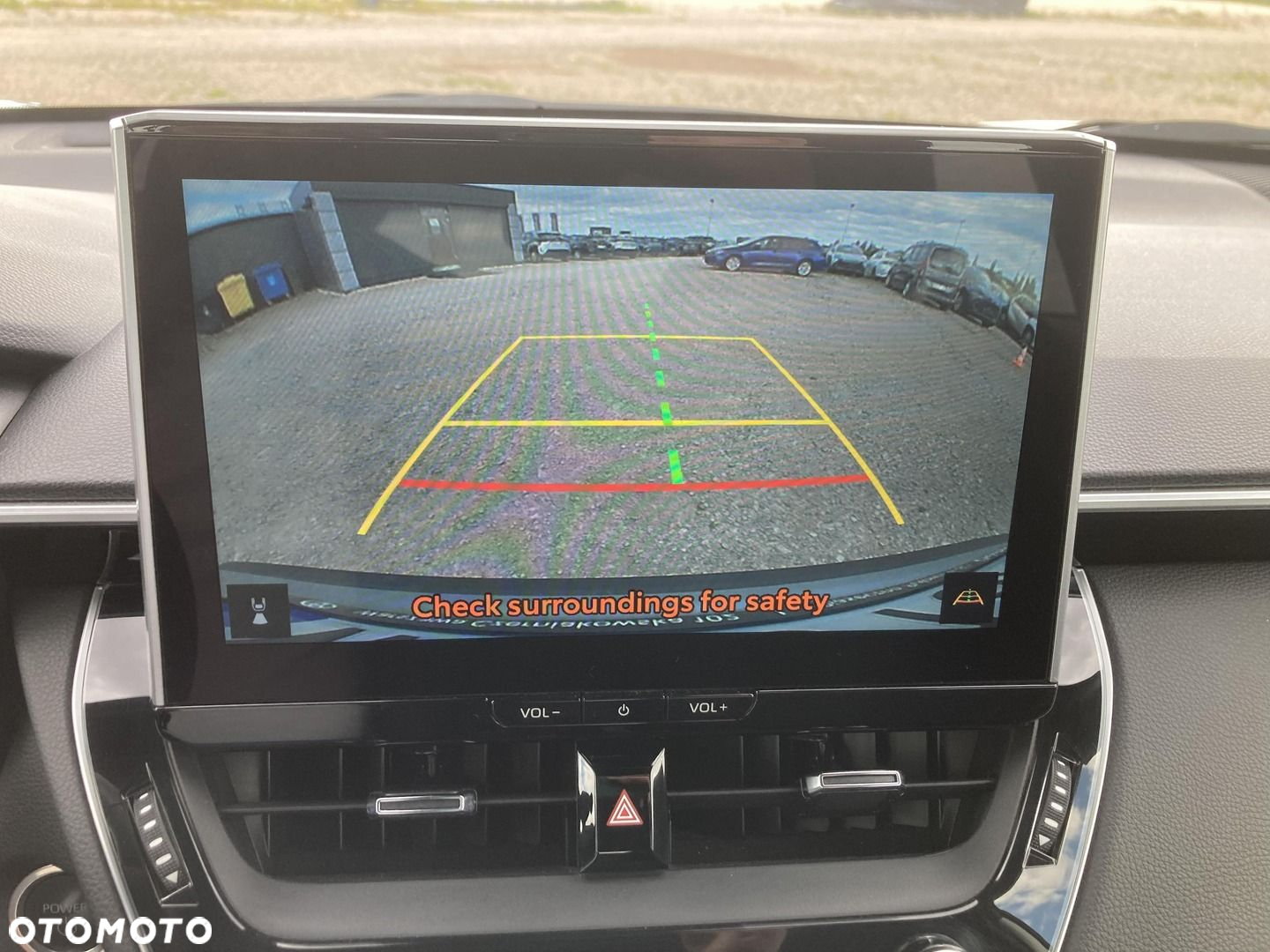 Toyota Corolla Cross 2.0 Hybrid Comfort - 26