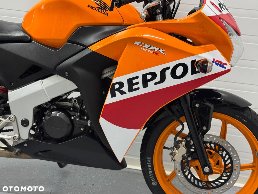 Honda CBR - 9