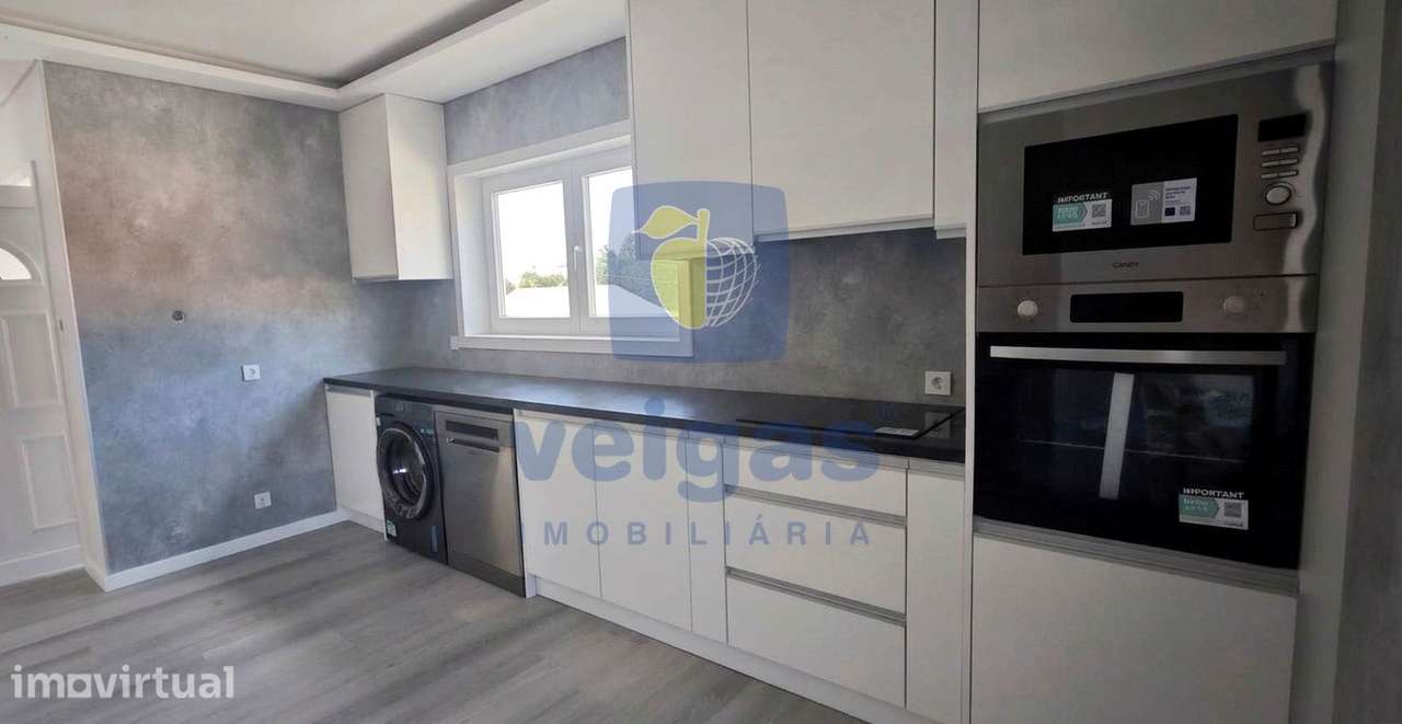 Moradia renovada em Santa Maria de Lamas - Grande imagem: 5/14