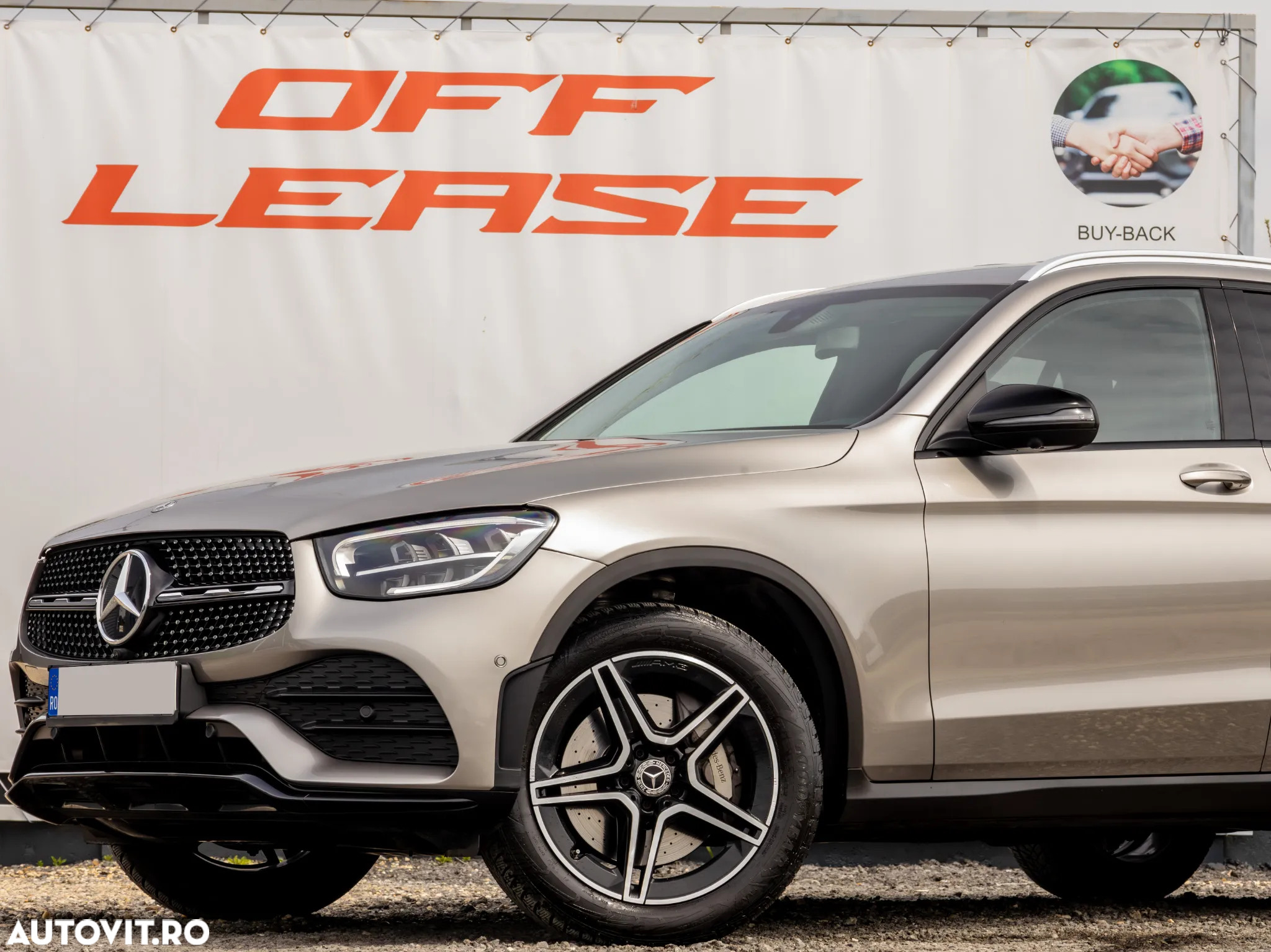 Mercedes-Benz GLC 200 d 4Matic 9G-TRONIC AMG Line - 9