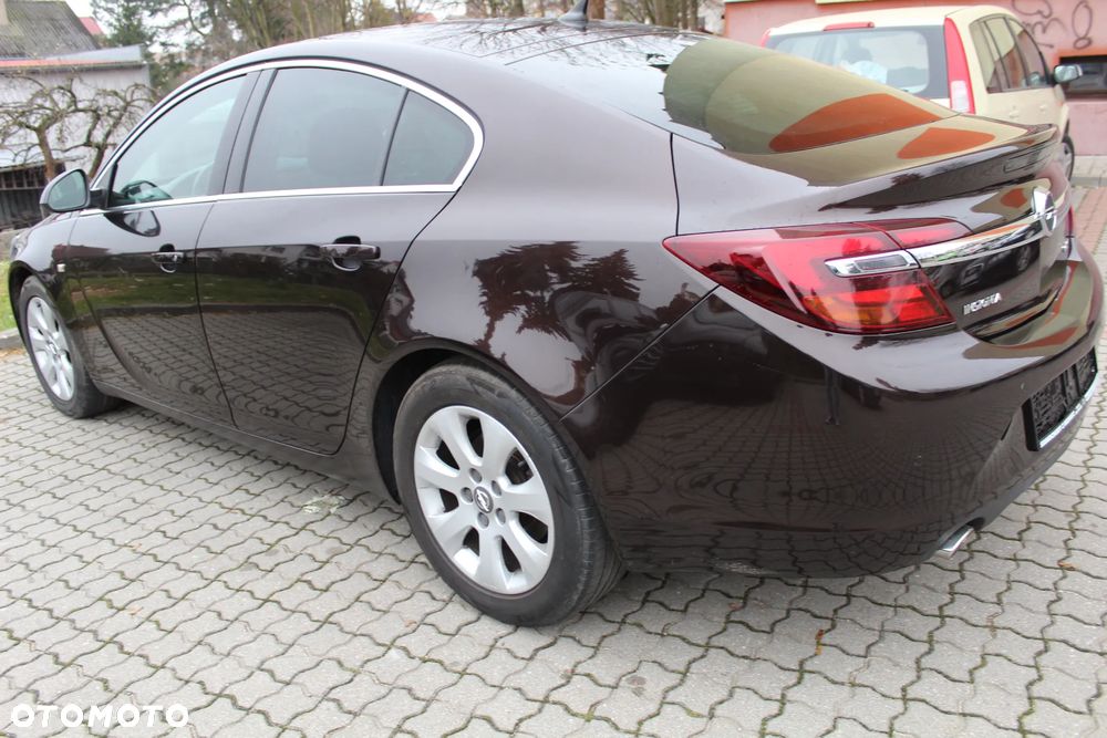 Opel Insignia - 10