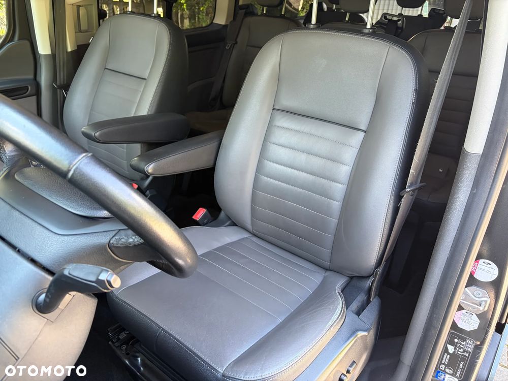 Ford Tourneo Custom 2.0 TDCi L1 Titanium SelectShift - 12
