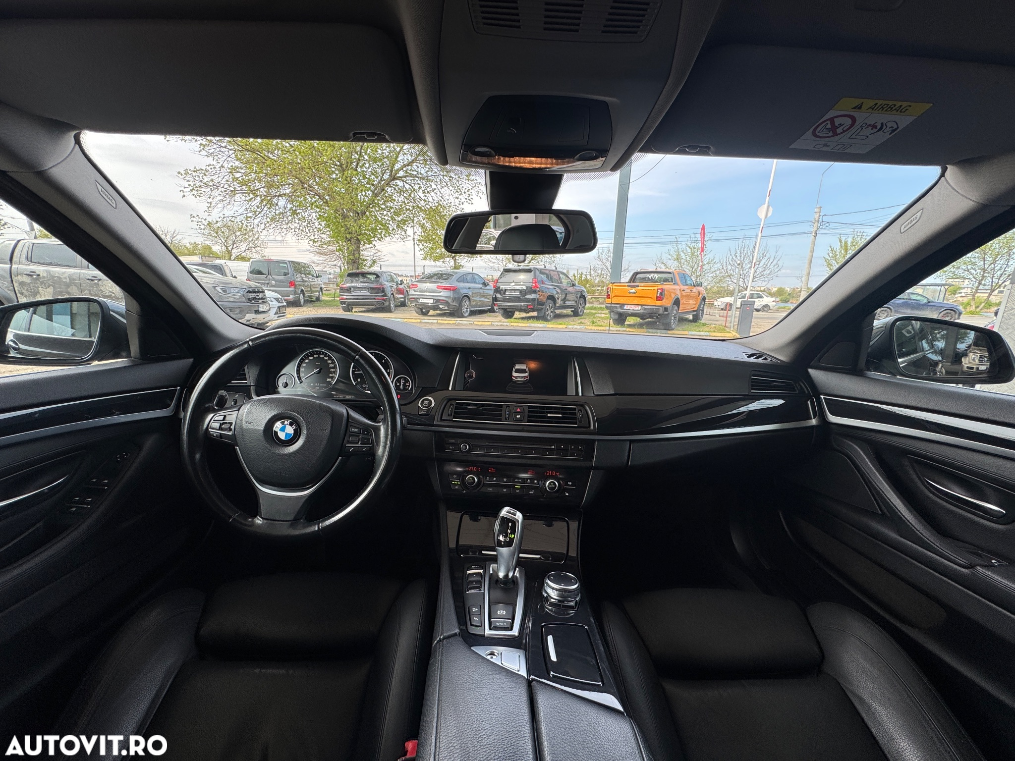 BMW Seria 5 525d xDrive AT - 19