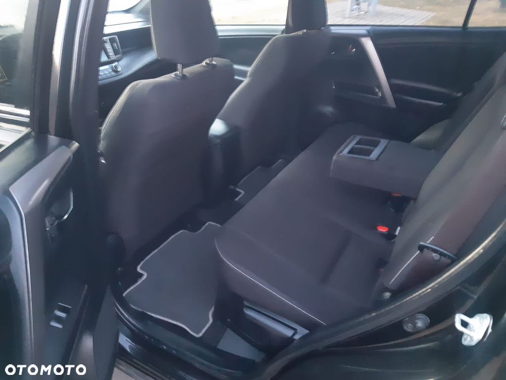 Toyota RAV4 - 13