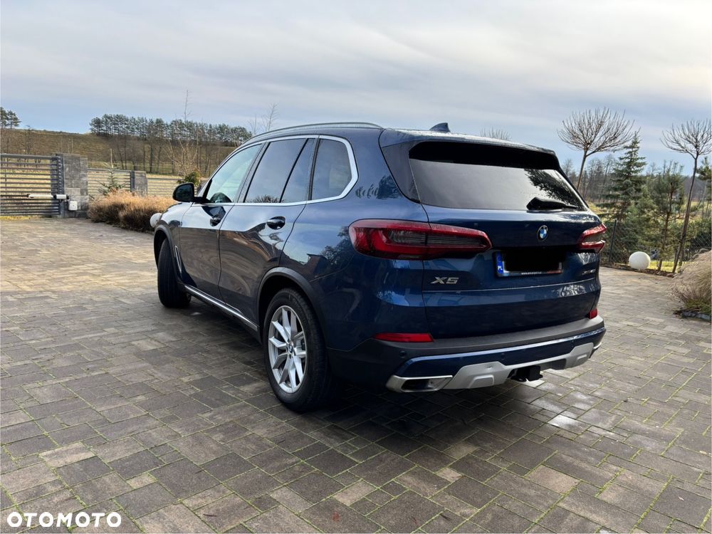 BMW X5 xDrive40i - 4