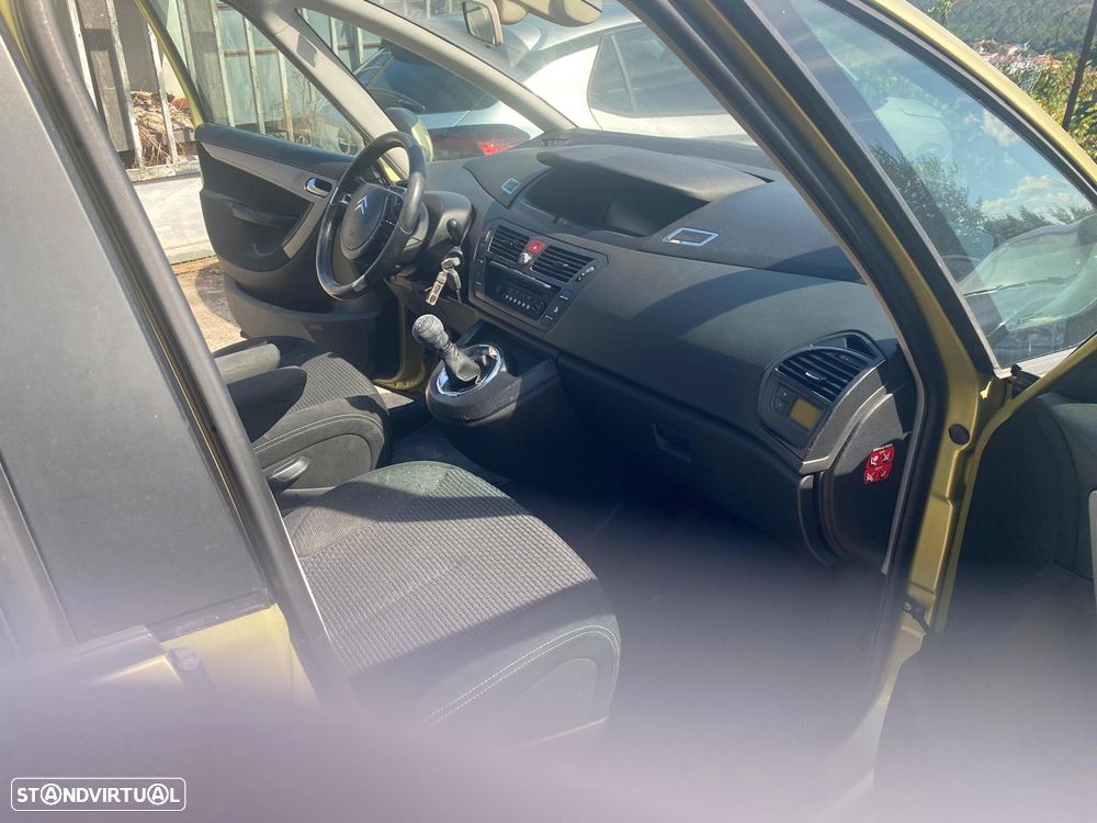 Citroën C4 Grand Picasso - 13