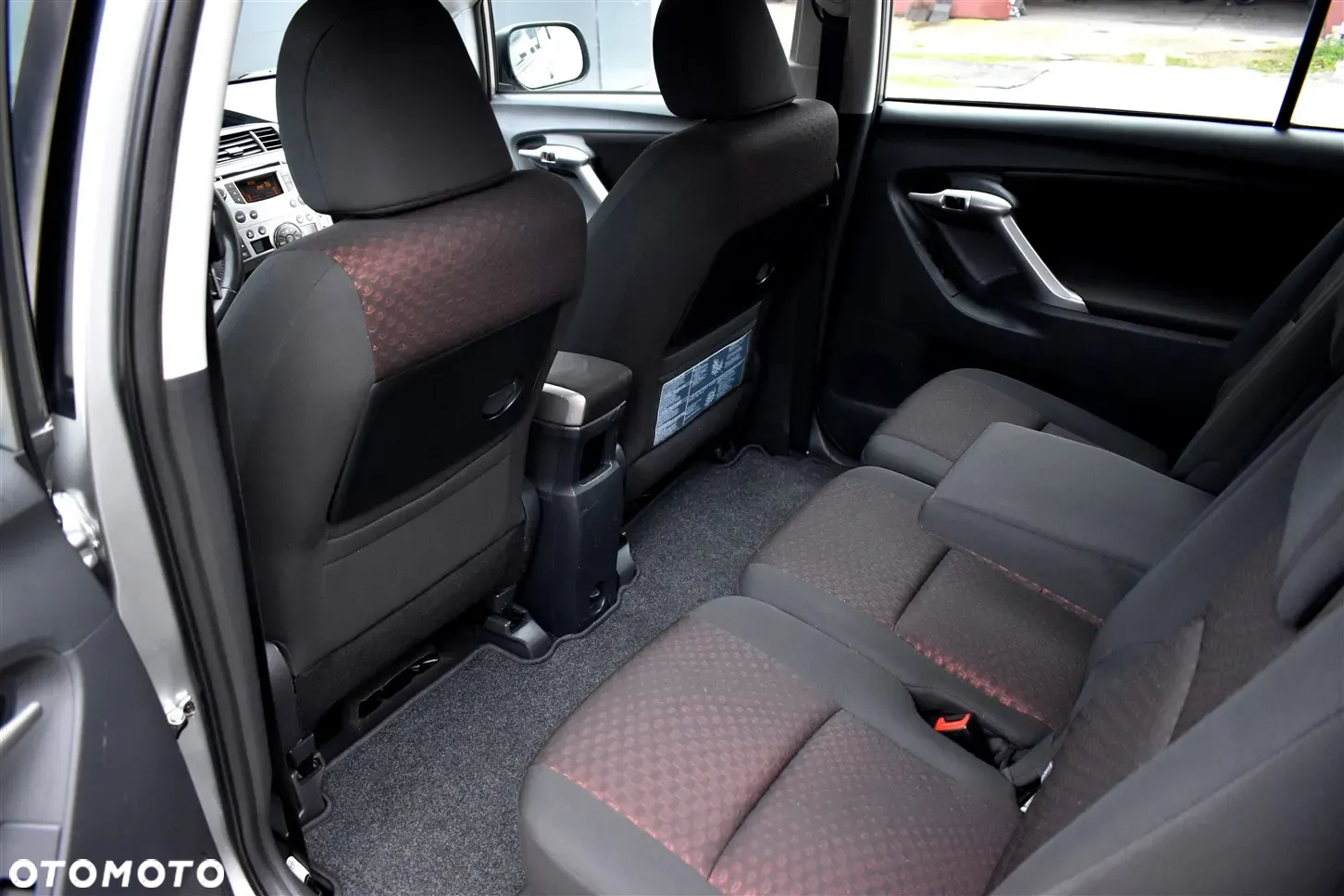 Toyota Verso 1.8 Prestige MS EU6 - 11