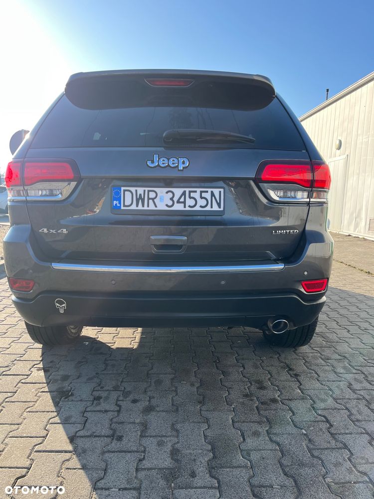 Jeep Grand Cherokee - 18