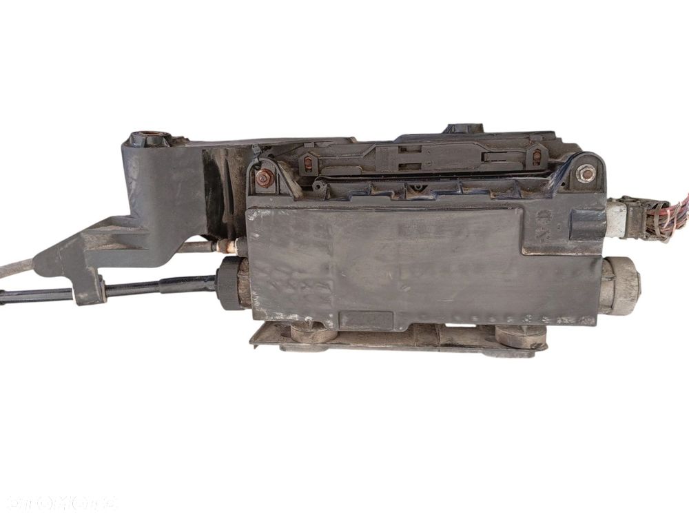 HAMULEC RĘCZNY ELEKTRYCZNY REGENEROWANY RENAULT SCENIC II 8200311379 - 2