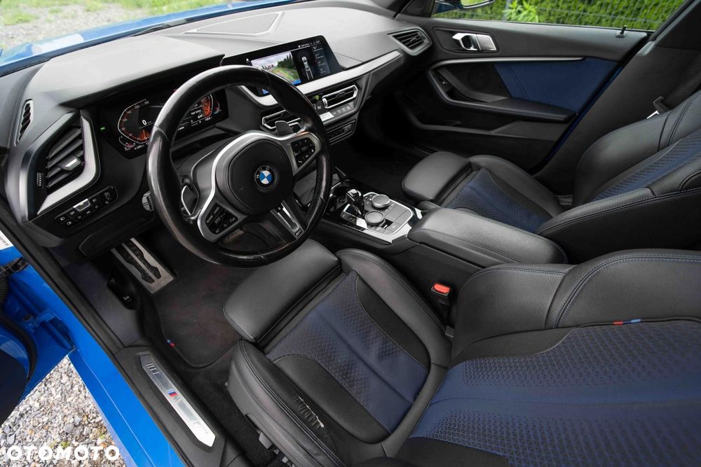 BMW Seria 2 220d M Sport - 26