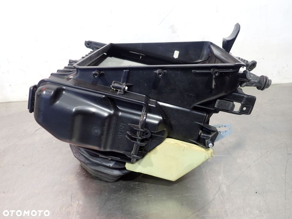 NAGRZEWNICA KLIMATYZACJI AUDI A4 B8 - 6