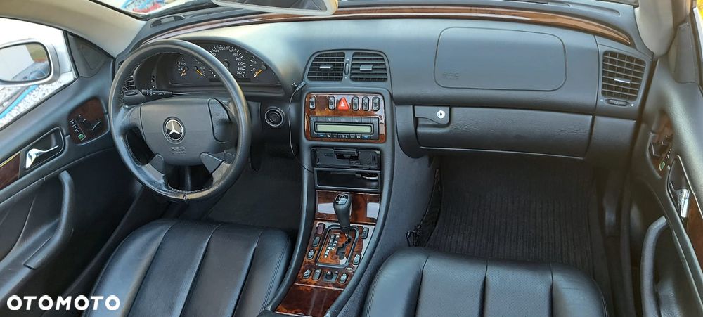 Mercedes-Benz CLK 320 - 17