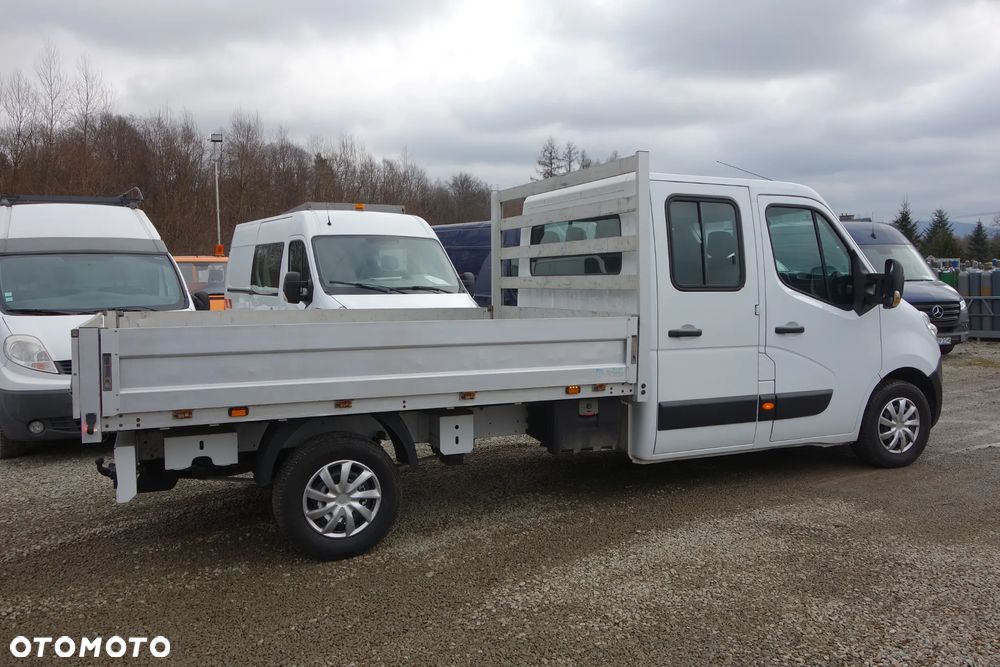 Renault Masster , Salon Polska ,, Brygadówka , Dubel kabina - 9