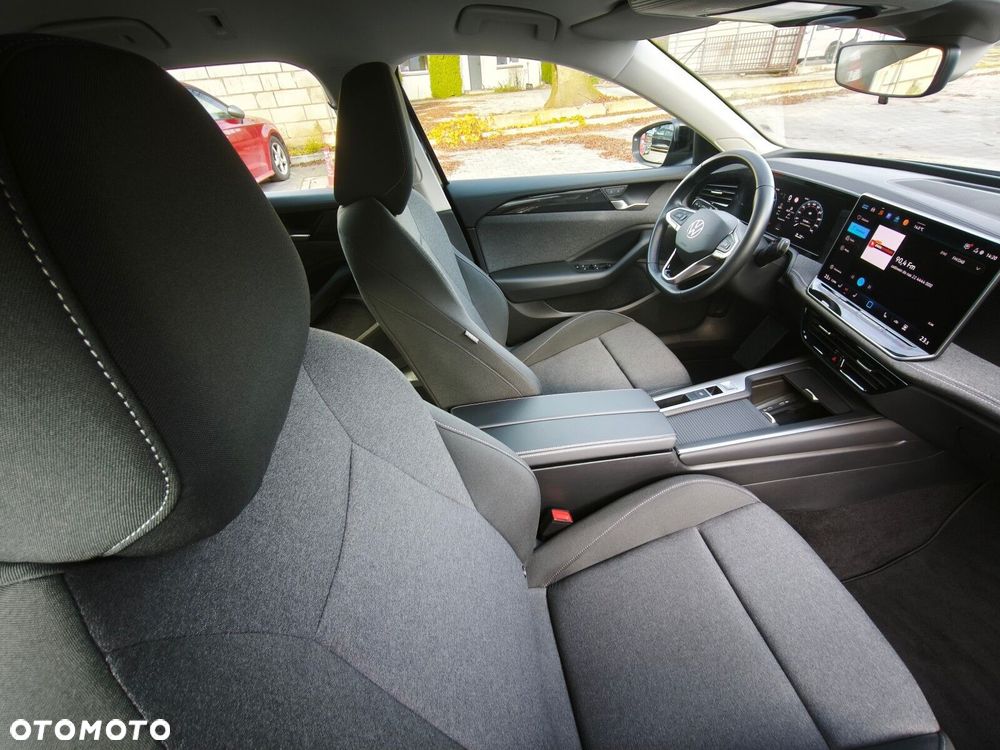 Volkswagen Passat Variant 1.5 TSI EVO Business DSG - 11