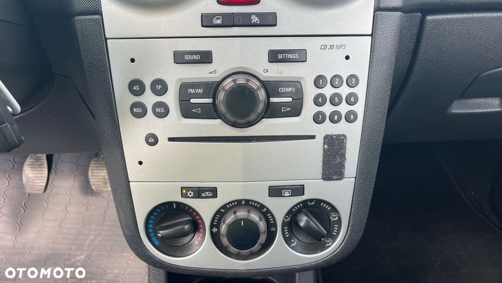 Opel Corsa - 10