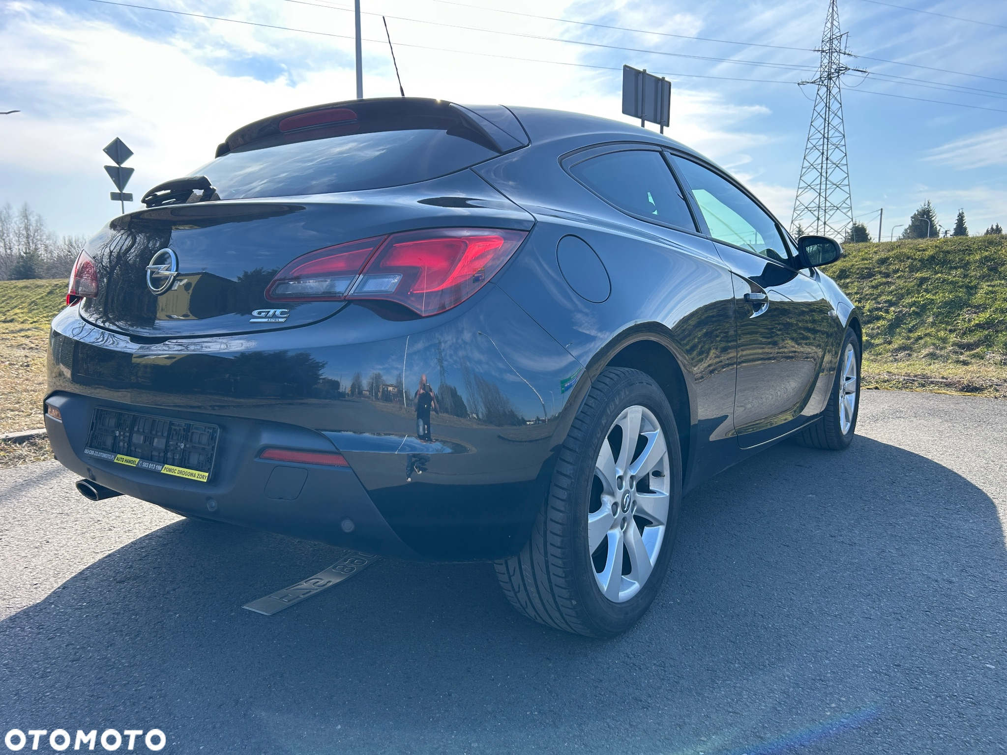 Opel Astra GTC 1.4 Turbo - 17