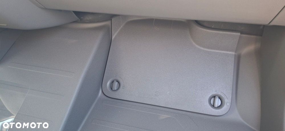 Volkswagen Crafter - 26