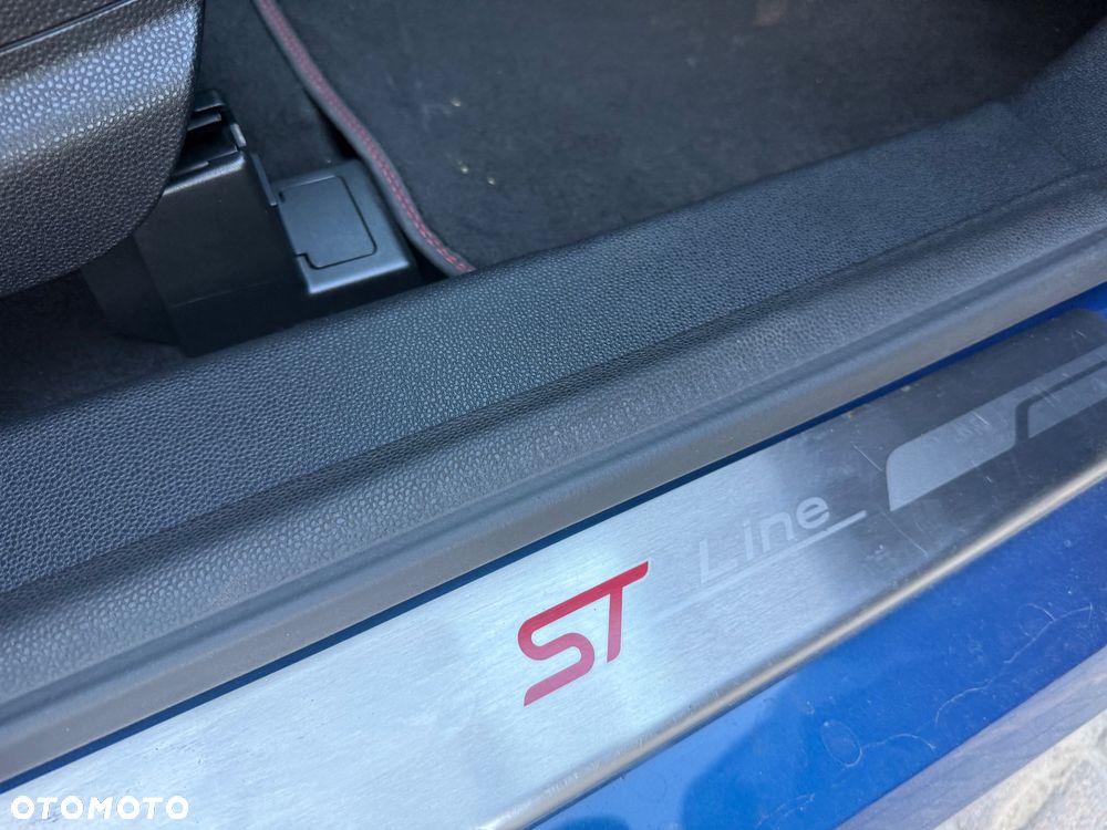 Ford EcoSport 1.0 EcoBoost TITANIUM X - 33