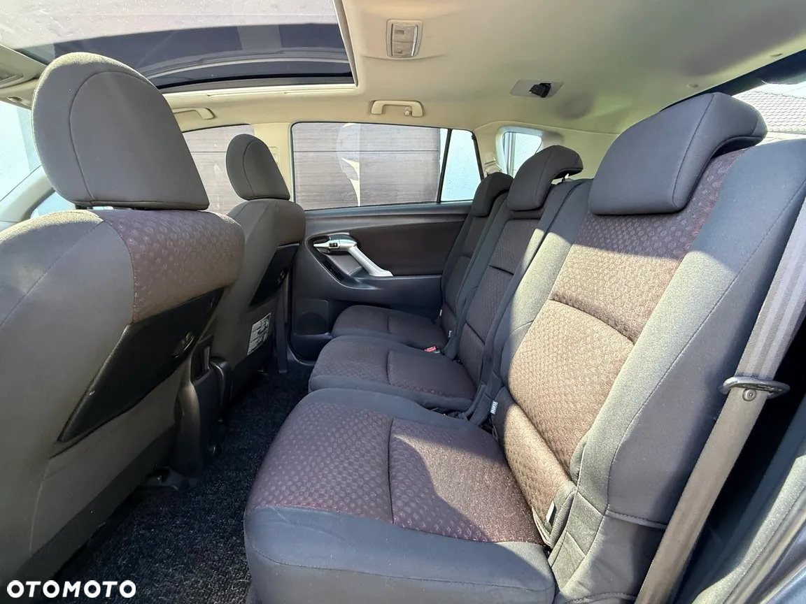 Toyota Verso 1.8 Edition - 17