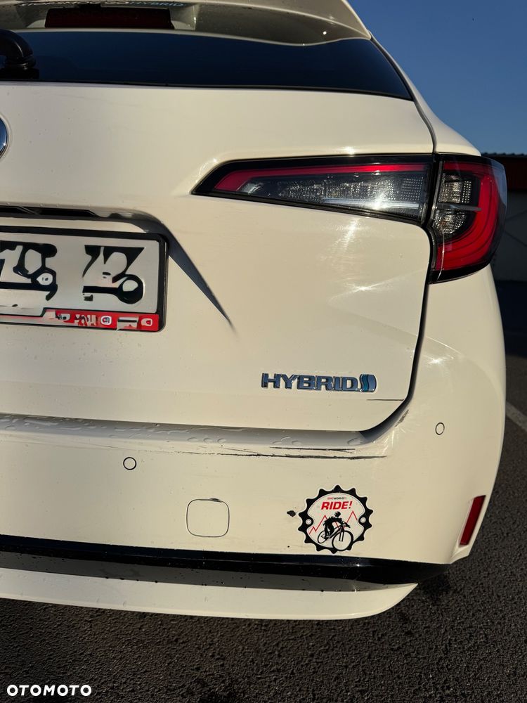 Toyota Corolla - 4