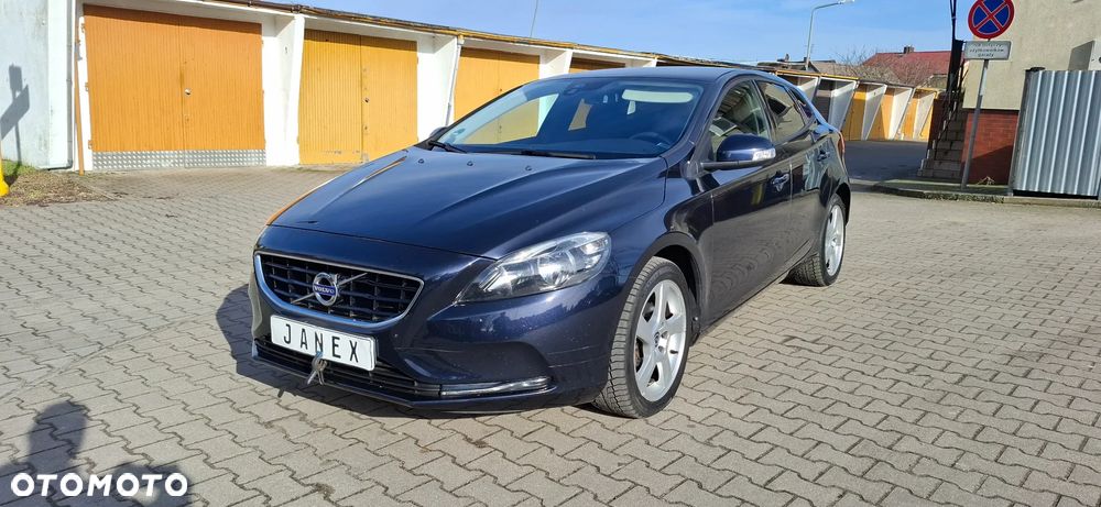 Volvo V40 D2 Summum - 1