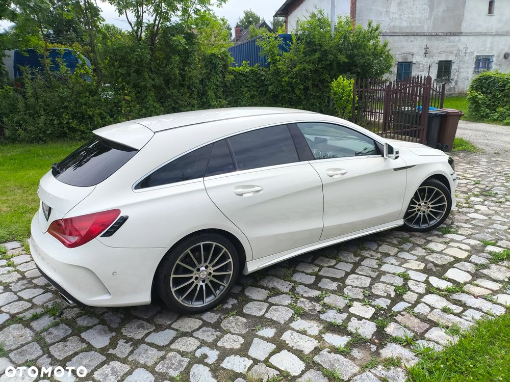 Mercedes-Benz CLA 200 7G-DCT AMG Line - 19