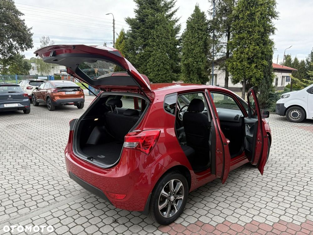 Hyundai ix20 - 28
