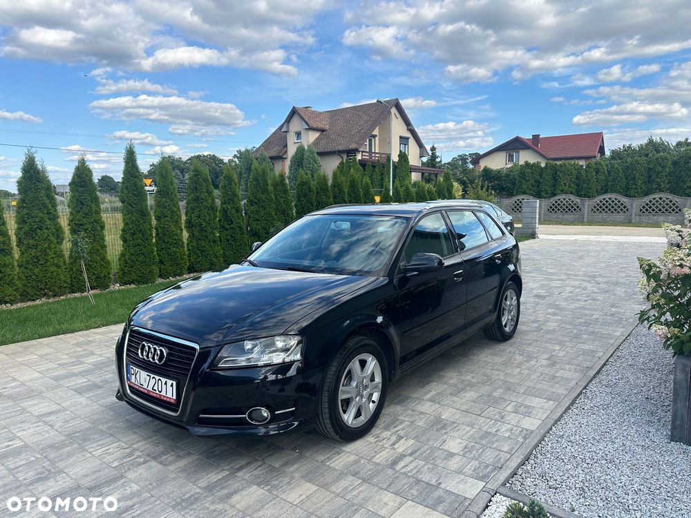 Audi A3 Sportback 1.6 TDI DPF Ambiente - 1