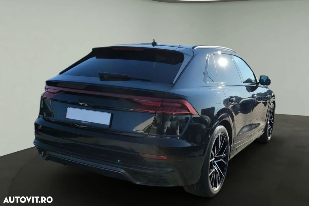 Audi Q8 - 6