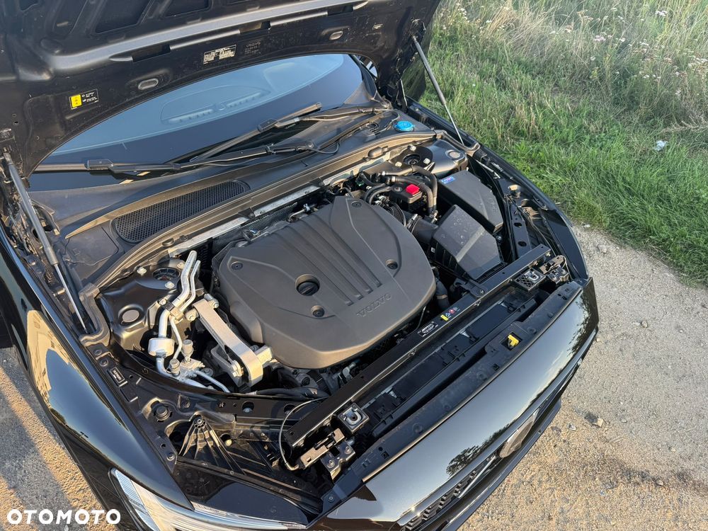 Volvo S60 B5 B AWD Ultimate Dark - 38
