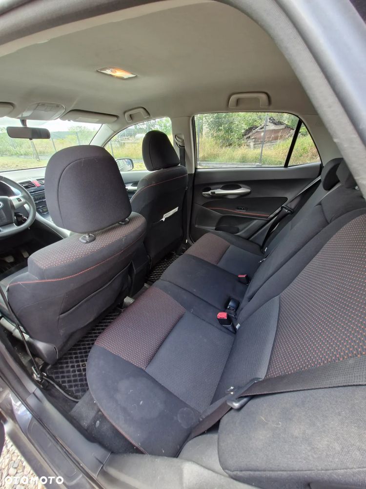 Toyota Auris 1.4 D-4D Premium - 7