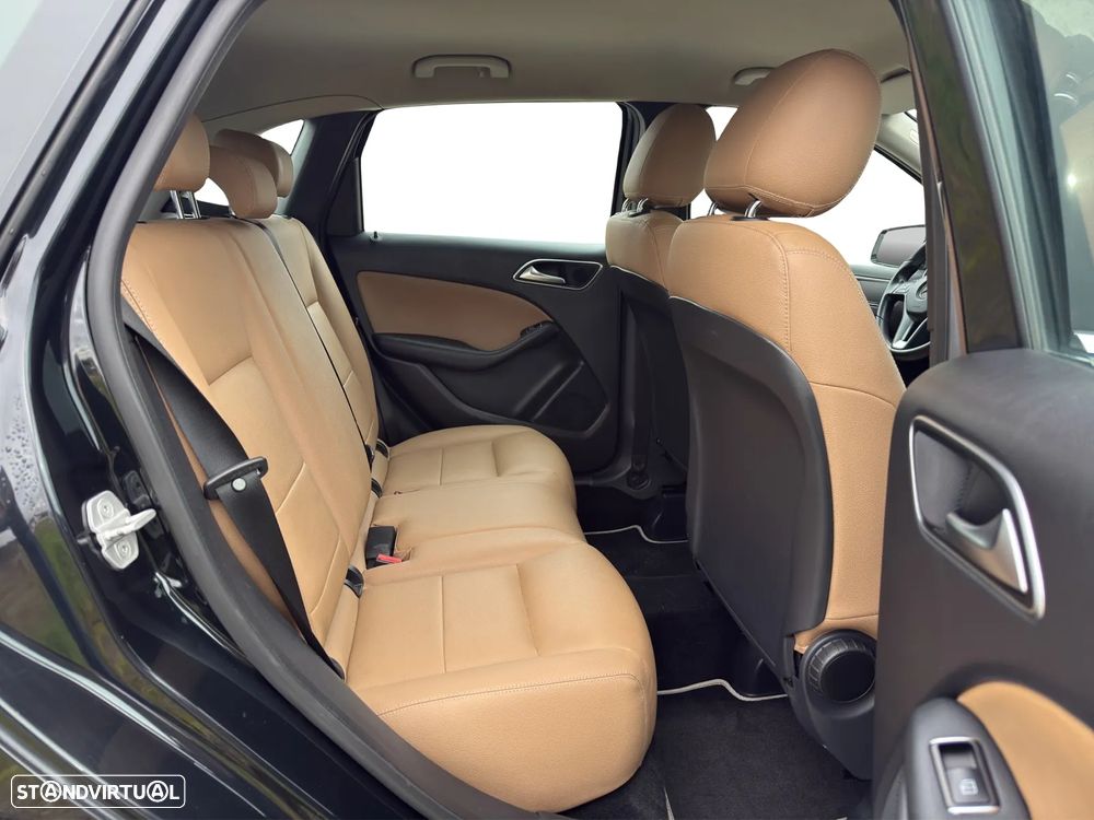 Mercedes-Benz B 180 CDI BlueEFFICIENCY - 16