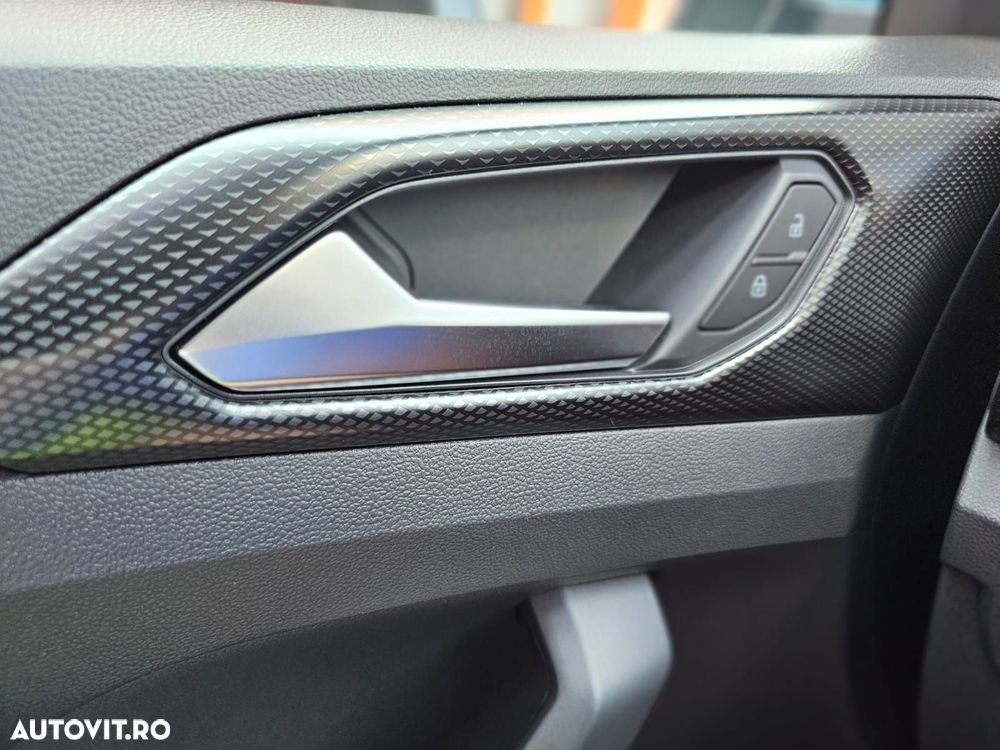 Volkswagen T-Cross 1.0 TSI DSG Life - 16