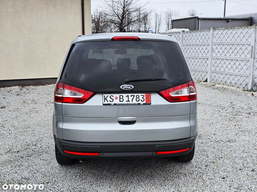 Ford Galaxy 2.0 Ghia - 8