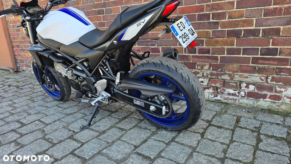 Suzuki SV - 13