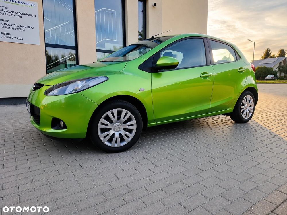Mazda 2 - 1