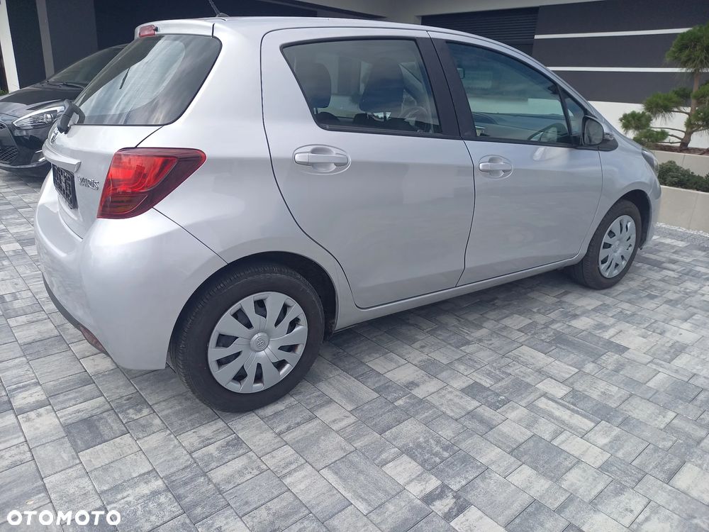 Toyota Yaris - 6