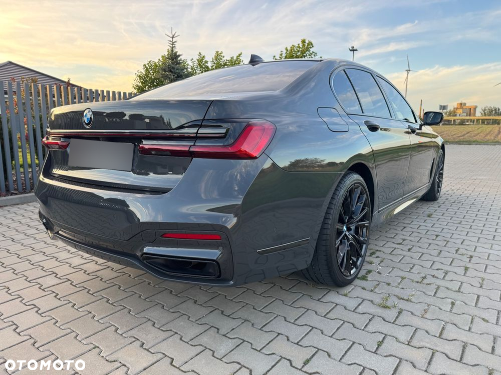 BMW Seria 7 750d xDrive - 2