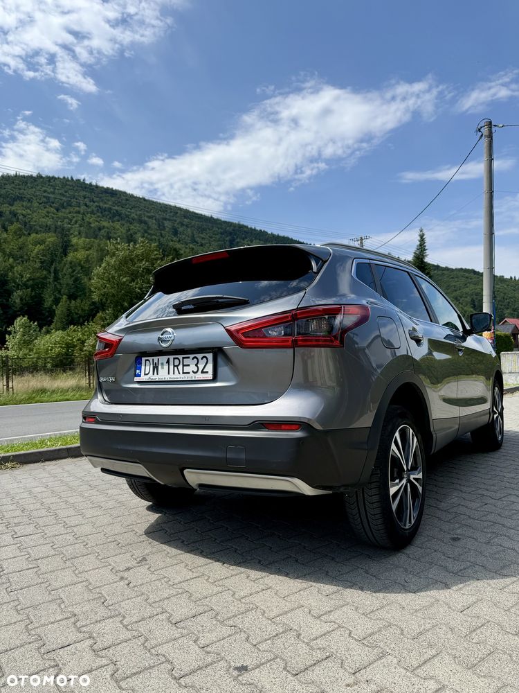 Nissan Qashqai 1.3 DIG-T N-Connecta DCT - 22