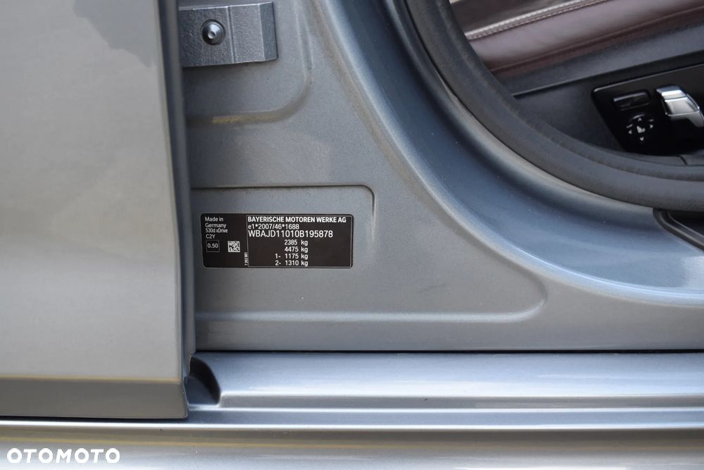 BMW Seria 5 530d xDrive M Sport sport - 27