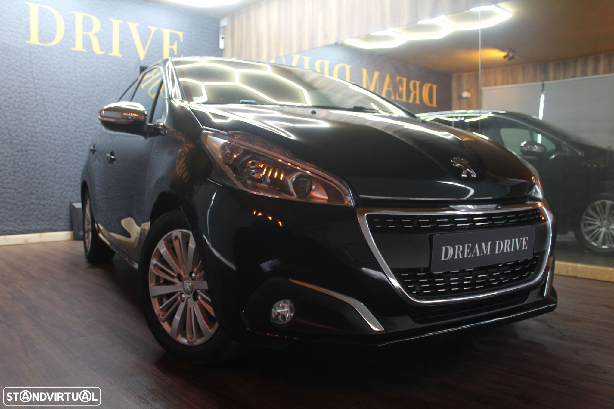 Peugeot 208 82 VTI Allure - 2