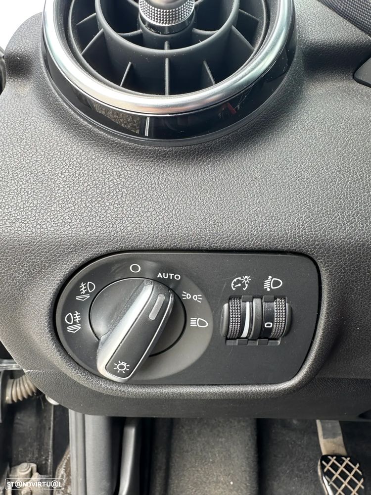 Audi A1 Sportback 1.2 TFSI Attraction - 14