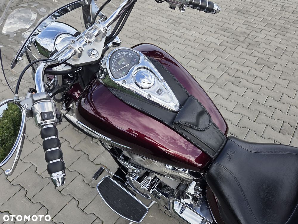 Honda VTX - 32