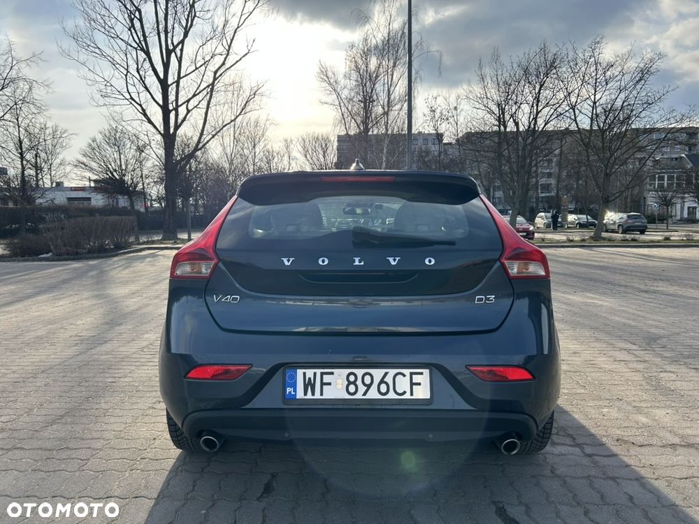 Volvo V40 D3 Drive-E Inscription - 4