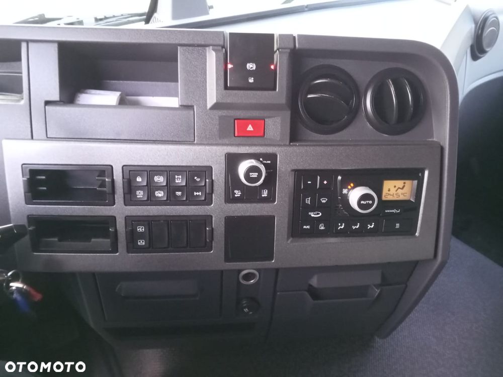 Renault Renault GAMA T460 / SUPER STAN /UDOKUMENTOWANY PRZEBIEG FRANCJA - 12