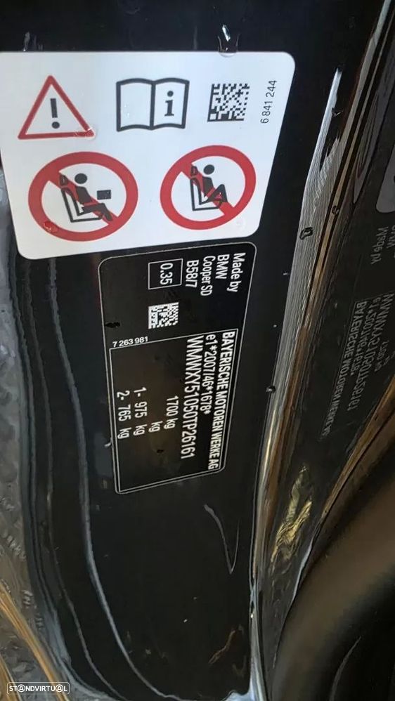 MINI 3 Portas Cooper SD Auto Desportiva - 53