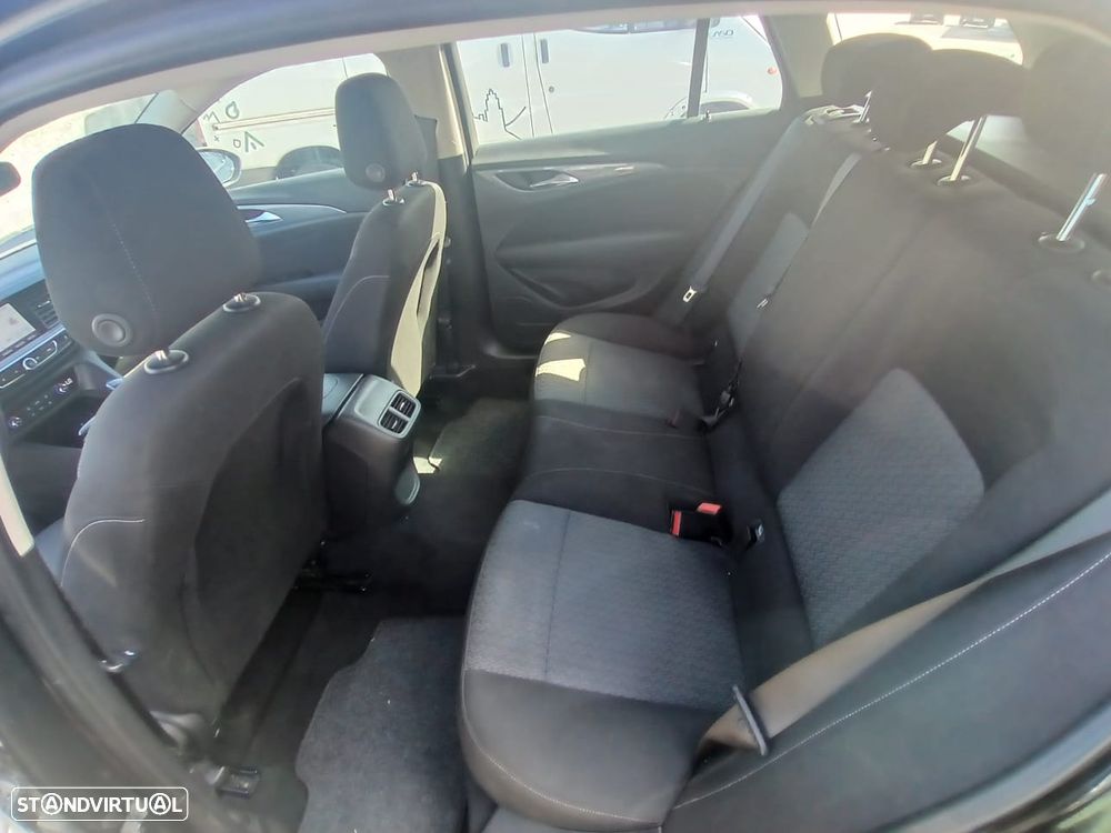 Opel Insignia Sports Tourer - 6