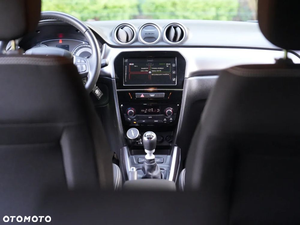 Suzuki Vitara 1.4 Boosterjet SHVS Premium 2WD - 24