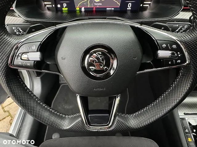 Skoda Superb 1.4 TSI Plug-In Hybrid Sportline DSG - 25